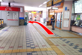 近鉄南大阪線藤井寺駅改札を出て、北口に向かいます。